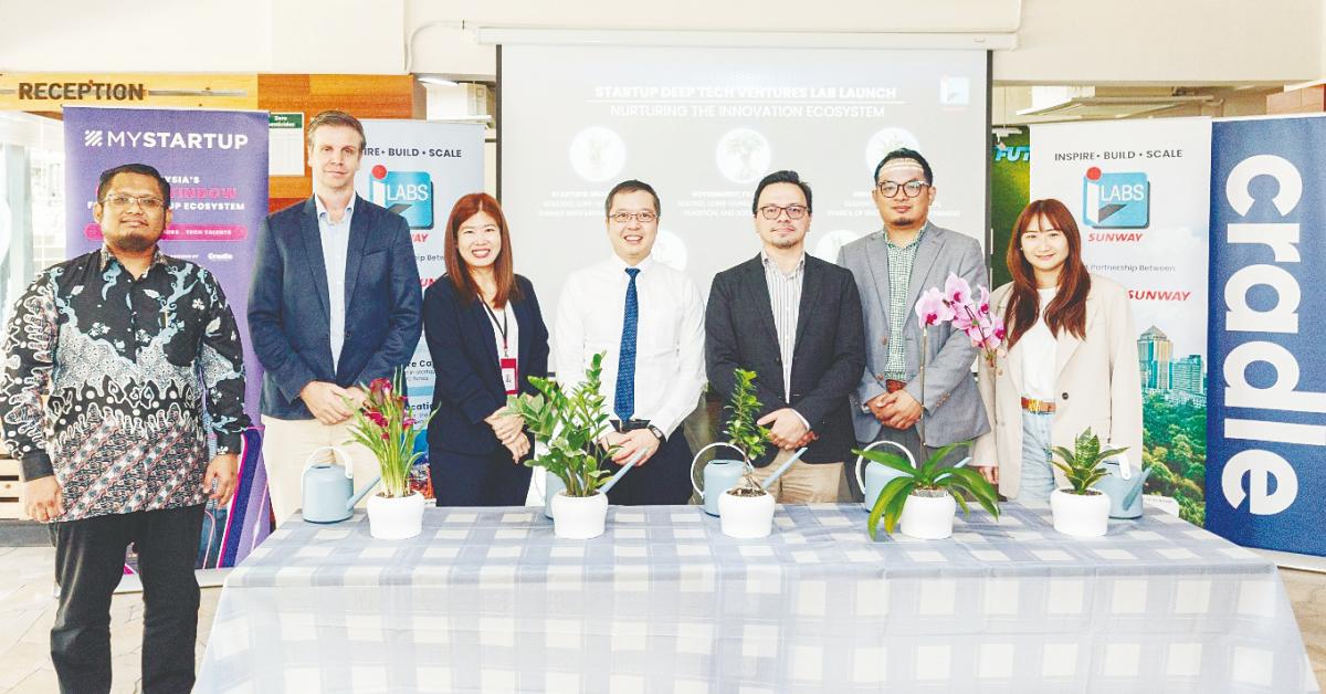 From left: Innovation and Technology Managers Association Malaysia president Prof Dr Mohd Shahir Shamsir, van Leeuwen, Sunway University director and Sunway iLabs COO Karen Lau, Sunway Group deputy president Evan Cheah, Vanhaecke, Investible partner Khairu Rejal and Tsuin AI CEO and founder Audrey Aui Yong.