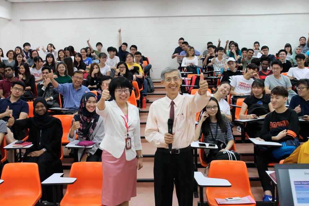 Faculty of Business, Hospitality and Communication Studies dean Dr Sheila Cheng (left) with author of Exporting and International Trade, A B Teoh, who delivered a talk on business and economics. Guest speakers are regularly invited to share their knowledge with students.