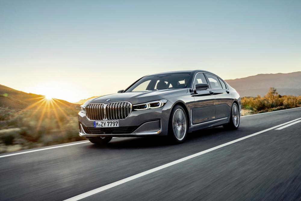 The new BMW 7 Series luxury saloon.