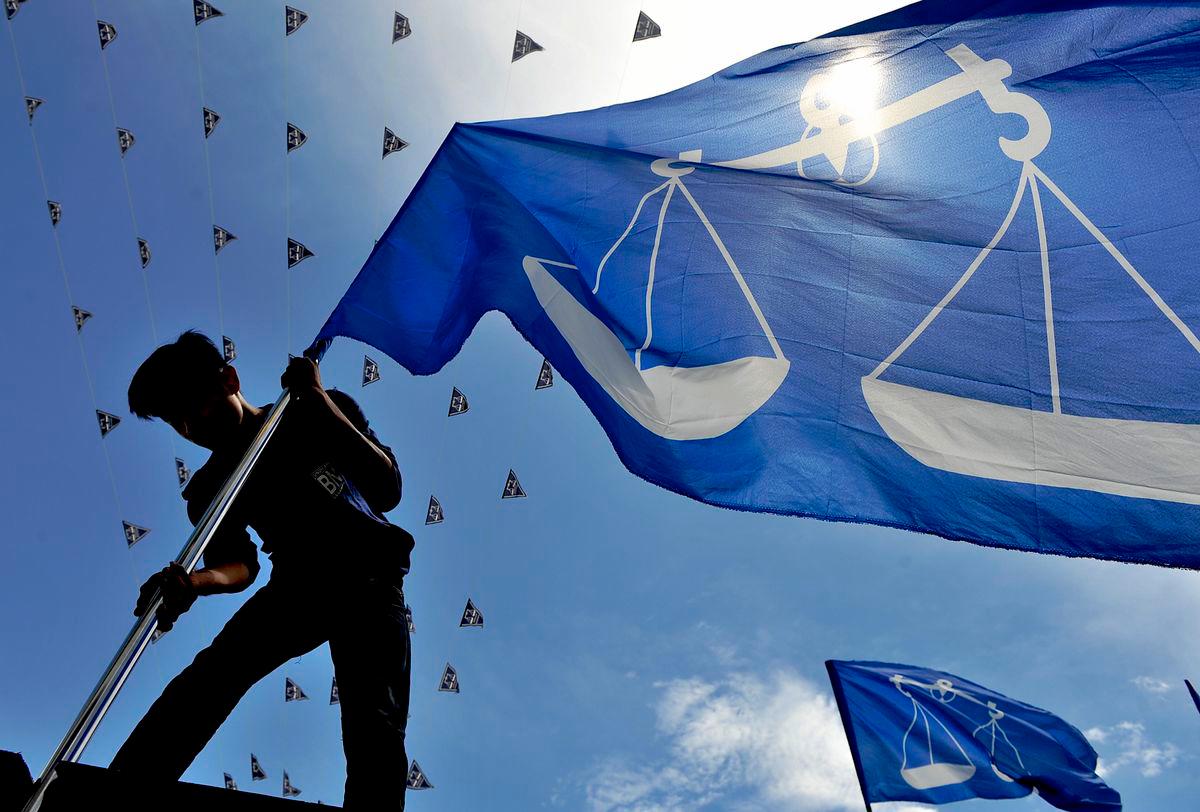 The Barisan Nasional symbol remains highly recognisable and will likely feature in future elections, says Universiti Malaya political analyst Dr Muhammad Tawfik Yaakob. – BERNAMAPIC