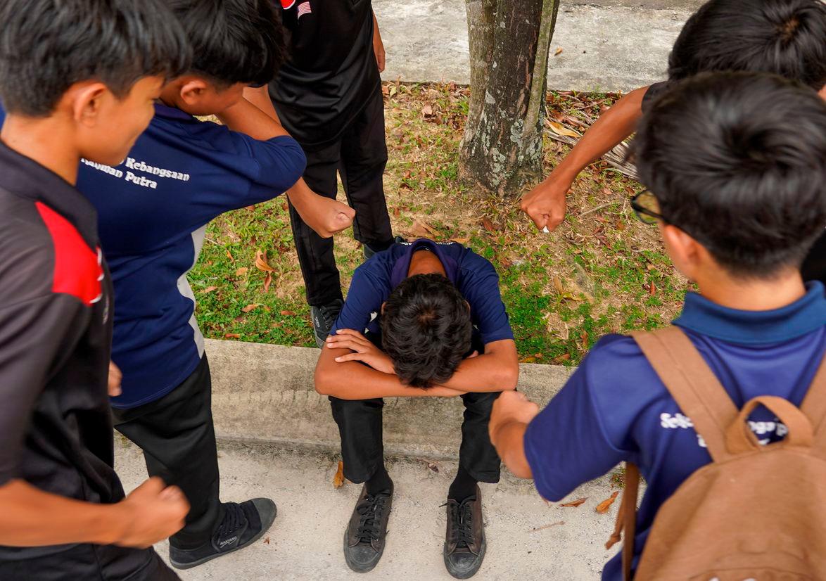 Pressure grows for structured discipline as bullying cases rise. – AMIRUL SYAFIQ/THESUN