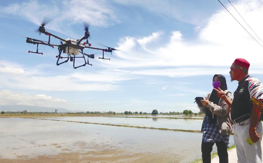 Rais said agriculture stands out as a sector in which drone technology has proven successful. – Masry Che Ani/theSun