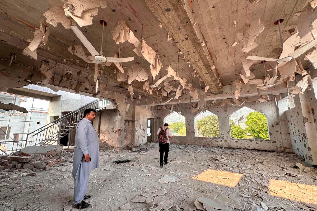 A general view of a damaged structure in the Kotli district of Pakistan-administered Kashmir on May 7, 2025, after Indian strikes. AFPpix
