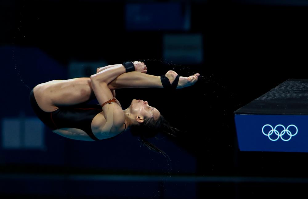 National diving queen Pandelela Rinong Pamg in action at the semi-finals of the women's 10-metre (m) platform individual event at the 2020 Tokyo Olympics Games at the Tokyo Aquatics Centre. — Bernama