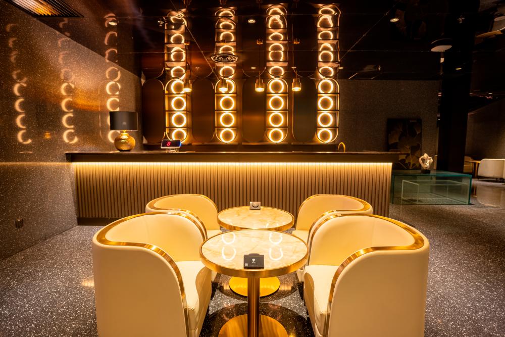 Spoil yourself at their Star+ Lounge. - Dadi Cinema $!Spoil yourself at their Star+ Lounge. - Dadi Cinema