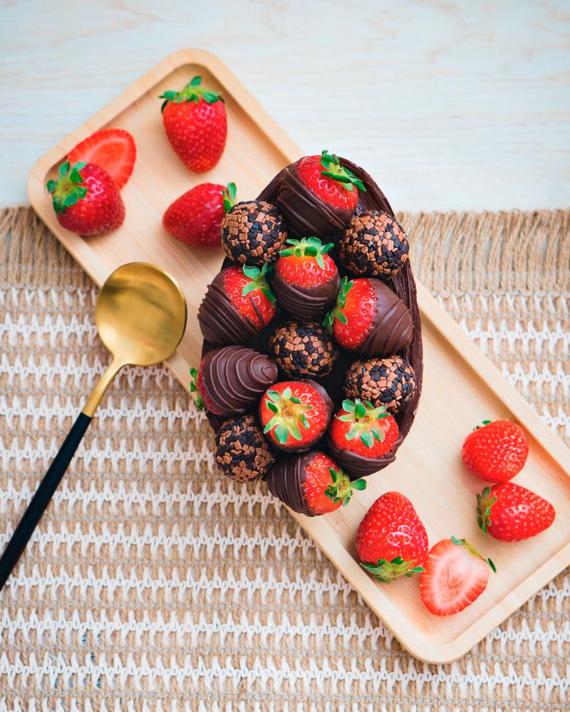 $!Chocolate-covered strawberries