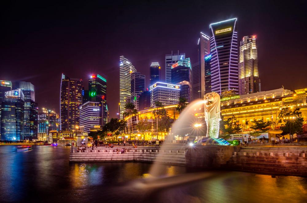 Singapore bank deposits jump as Hong Kong, virus sow uncertainty