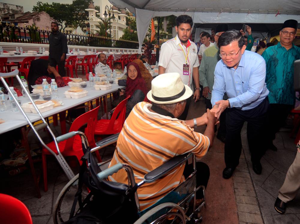 Be grateful and enhance ties among people: Chow