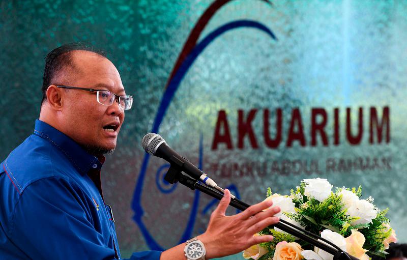 Ketua Pengarah Perikanan, Datuk Adnan Hussain. - fotoBERAMA