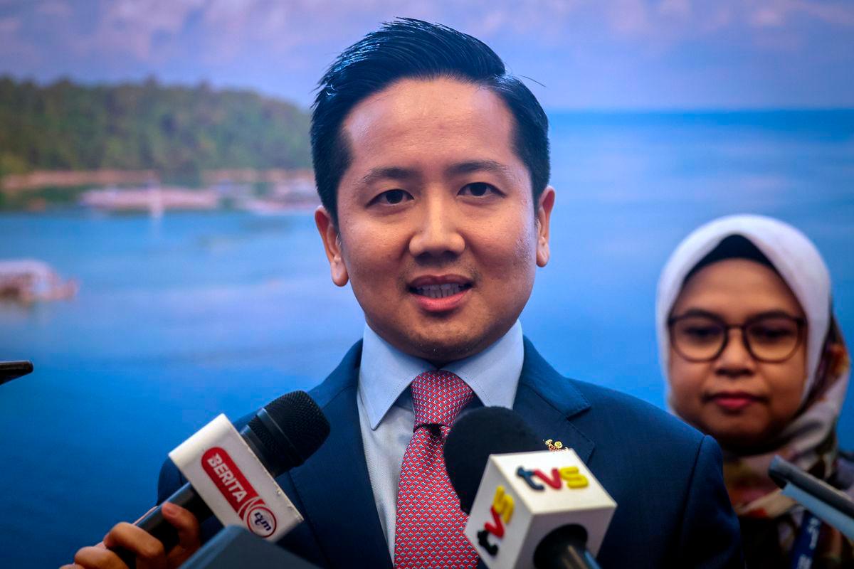 Timbalan Menteri Pertanian dan Keterjaminan Makanan Datuk Arthur Joseph Kurup - fotoBERNAMA