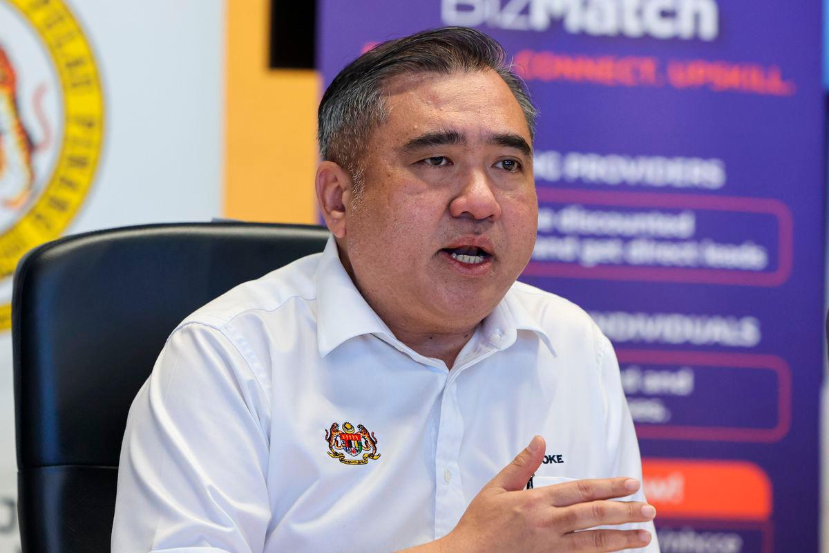 Transport Minister Anthony Loke. Bernamapix