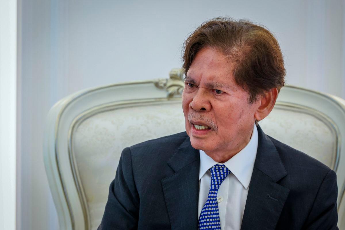 Yang Dipertua Negeri Pulau Pinang Tun Ramli Ngah Talib ketika ditemu bual eksklusif bersama Bernama di Seri Mutiara baru-baru ini - BERNAMA