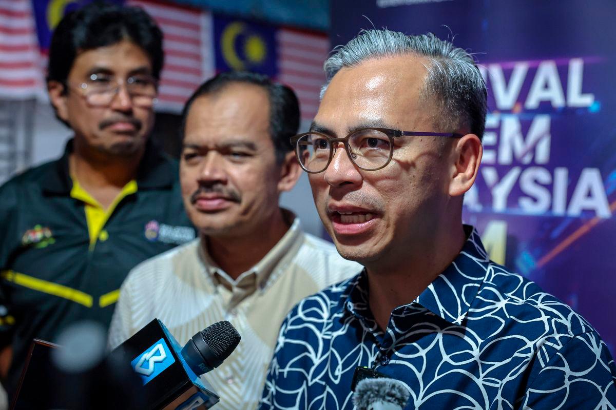 Communications Minister Datuk Fahmi Fadzil. Bernamapix
