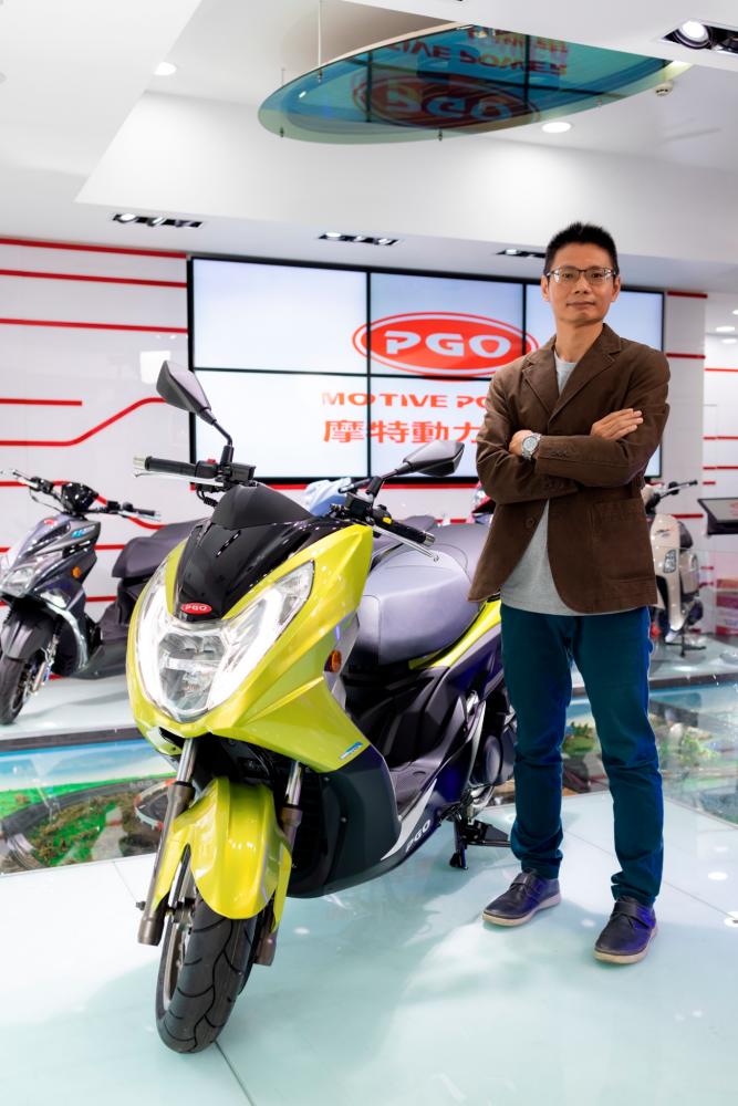 PGO sales manager Paul Chen