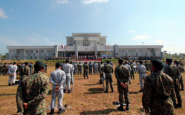 Operational parade ceremony conducted at the Joint Force Headquarters (MAB) Complex in Sungai Panching, Kuantan, today.