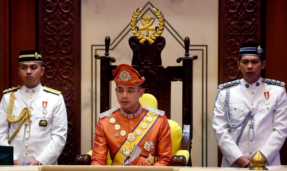 The Regent of Pahang, Tengku Hassanal Ibrahim Alam Shah Al-Sultan Abdullah officiating of the second session of the 14th Pahang State Legislative Assembly at Wisma Sri Pahang in Kuantan on April 15, 2019. — Bernama
