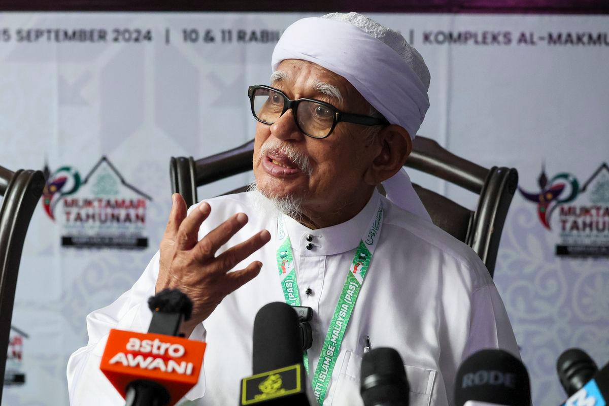 Tan Sri Abdul Hadi Awang - BERNAMAPIX