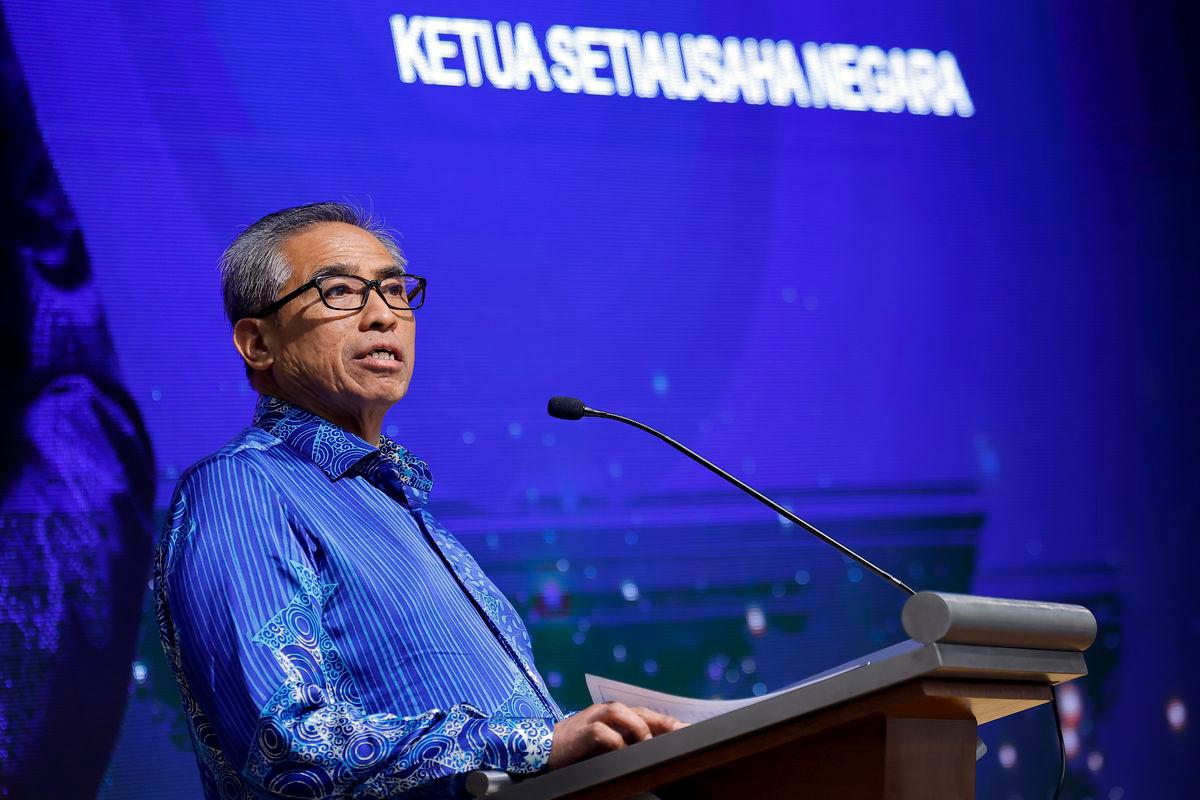 Chief Secretary to the Government Tan Sri Shamsul Azri Abu Bakar - Photo by BERNAMA