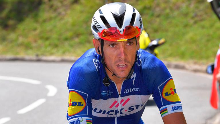 Lotto’s Gilbert out of Tour with knee fracture