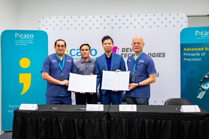 $!(From L to R) Dr Luqman Mazlan, Medical Director, Consultant General &amp; Colorectal Surgeon, Hospital Picaso; Ahmad Lutfi Abdul Rahman, General Manager, Hospital Picaso; Mr Joe Yew, Country Manager of Malaysia, Device Technologies and Dato’ Dr Loh Chit Sin, Consultant Urologist, Hospital Picaso, formalised the MoU signing between Hospital Picaso and Device Technologies.