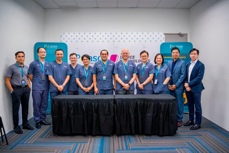 $!Hospital Picaso doctors and management team, along with Device Technologies management, are ready to advance the use of robotic surgeries in Malaysia.