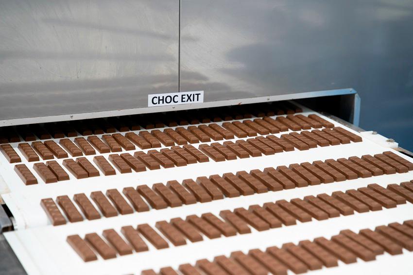 Cadbury Dairy Milk bars are freshly molded and ready to be packaged. $!Cadbury Dairy Milk bars are freshly molded and ready to be packaged.