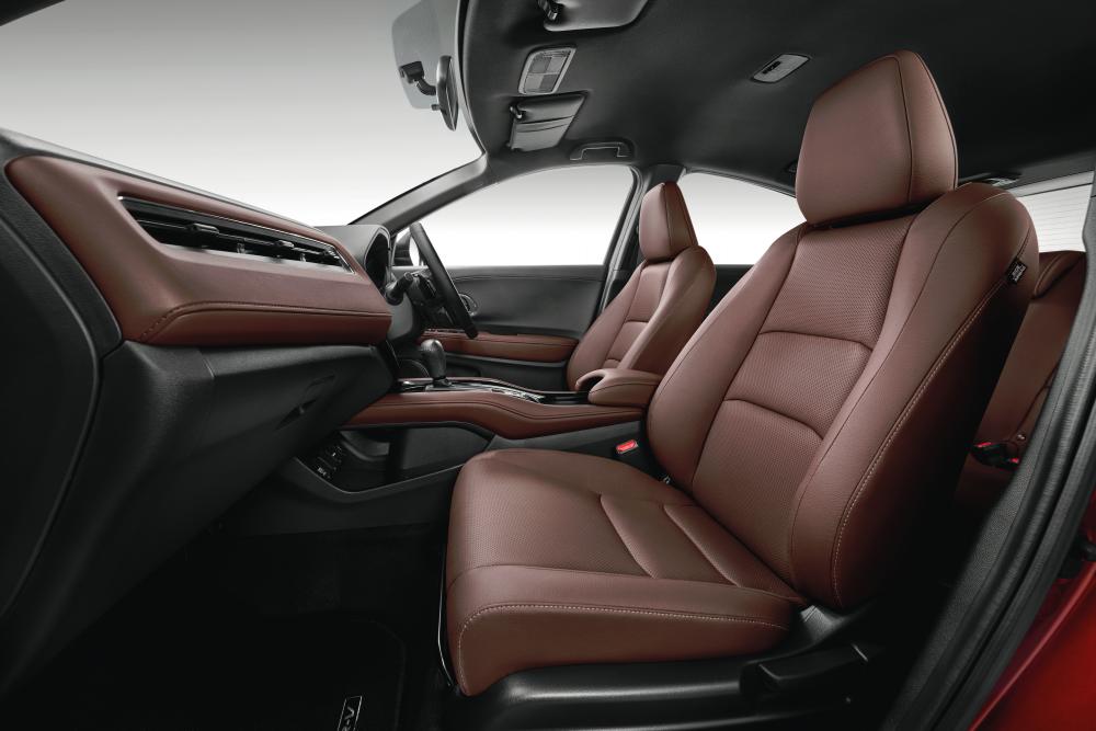 Honda HR-V RS now available in ‘classy’ dark brown interior