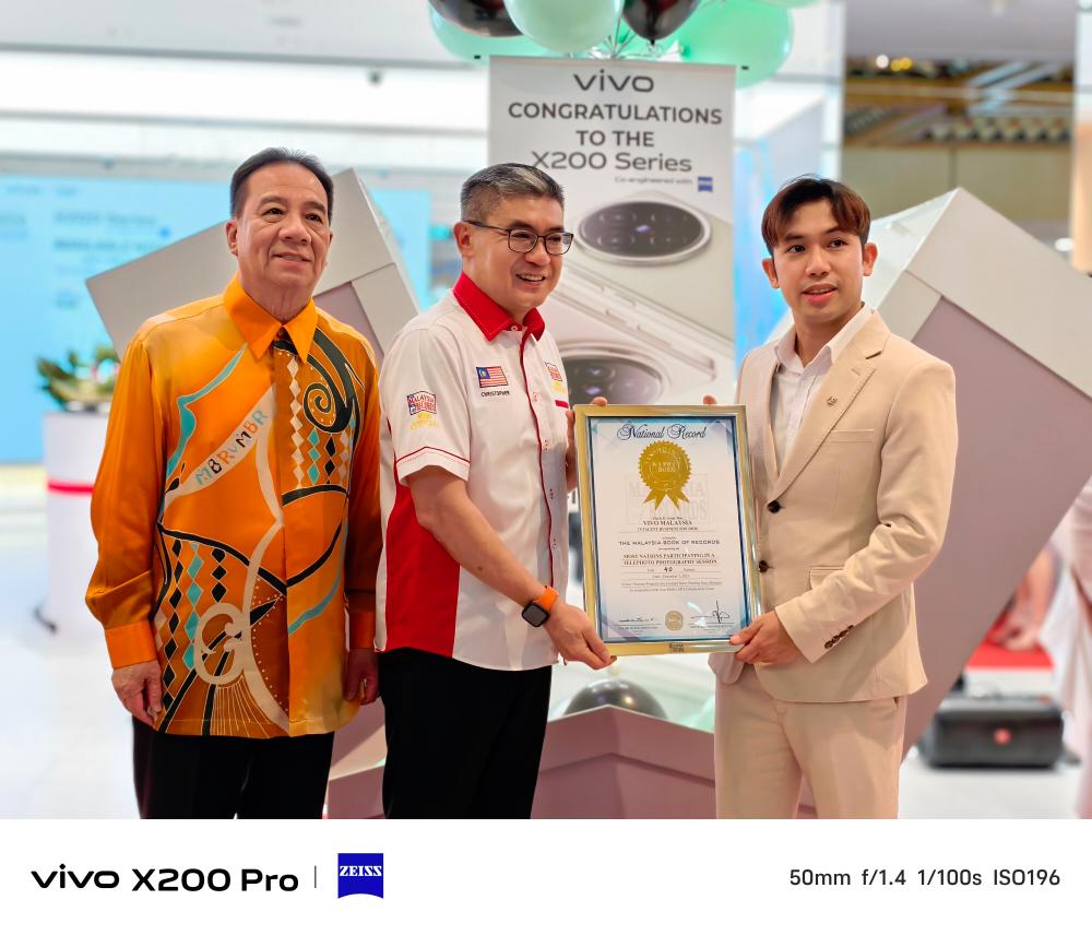 $!From left: MTI president and owner Tan Sri Danny Ooi, MBR CEO Christopher Wong, and vivo Malaysia brand manager Raymond Teoh.