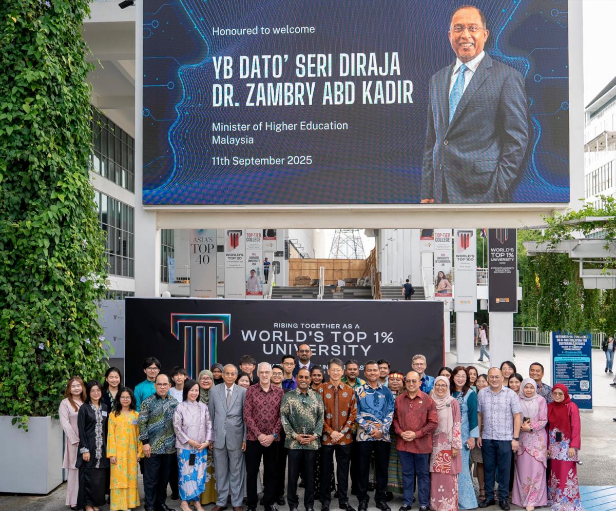 $!Taylor’s University delegates and students welcomed Yang Berhormat Dato’ Seri Diraja Dr. Zambry Abd Kadir, Minister of Higher Education to Taylor’s Lakeside Campus.