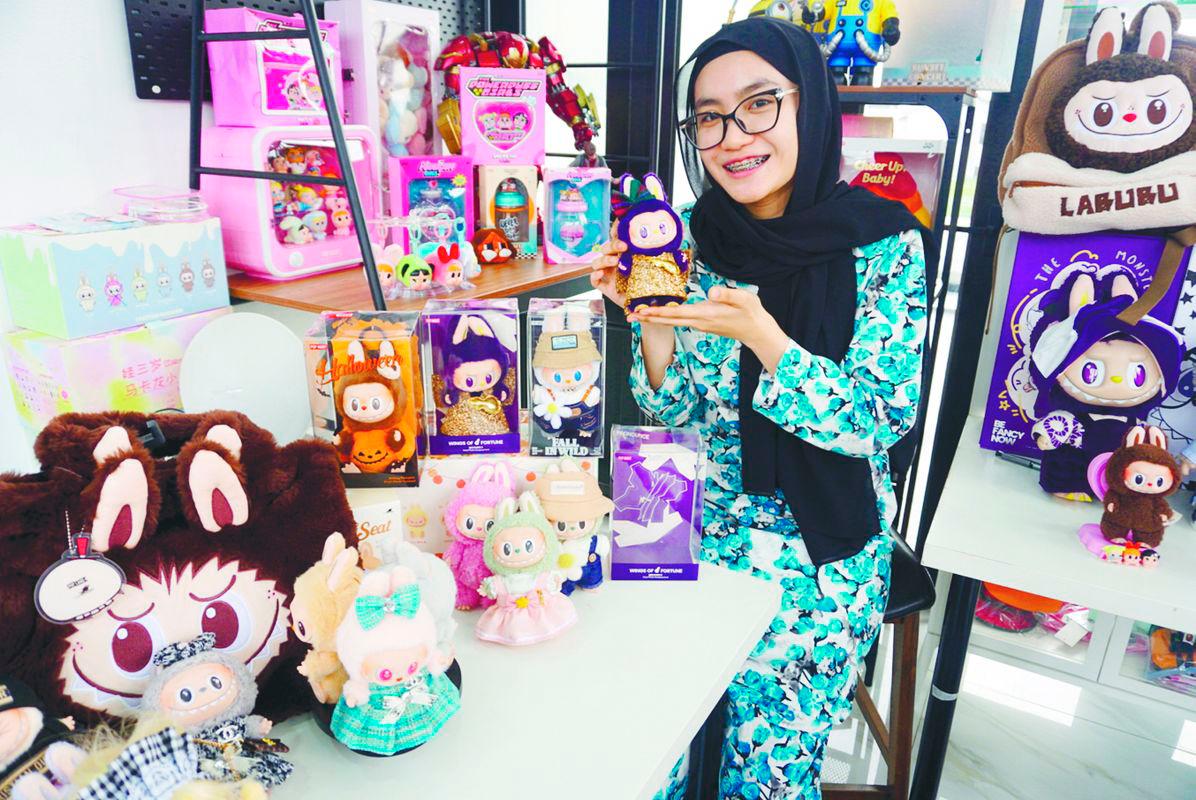 Forbes has noted that Labubu is not just a niche trend, it is at the centre of Pop Mart’s explosive growth. – BERNAMAPIC