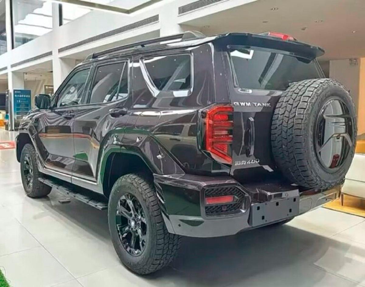 $!GWM Tank 400 – PISTONMY