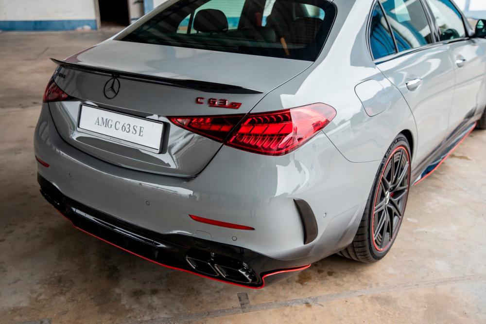 $!Mercedes-Benz World Event Showcases New AMG Line-Up