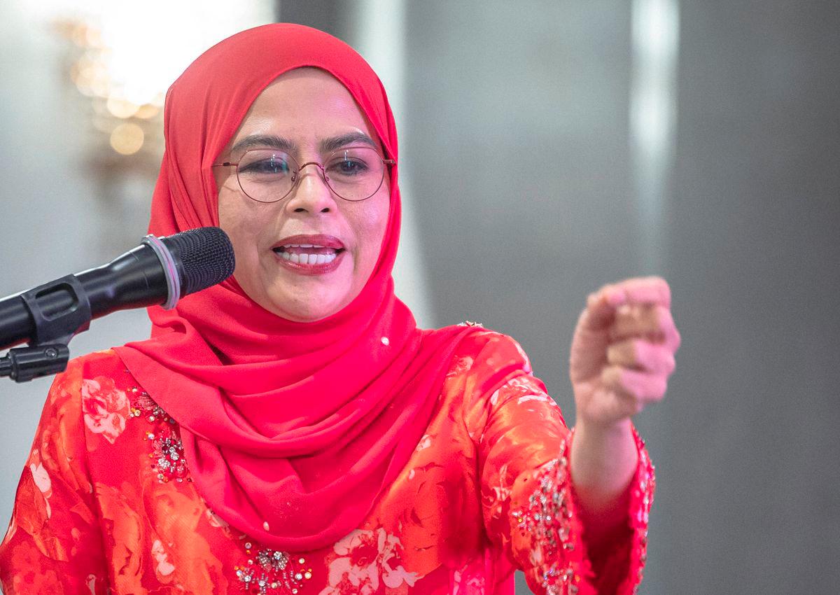 Datuk Seri Dr Noraini Ahmad - BERNAMA