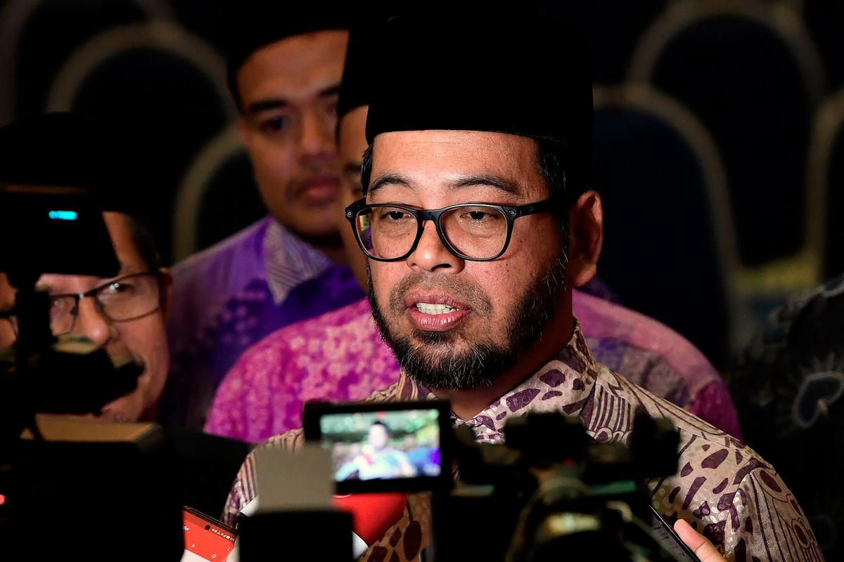 Timbalan Menteri di Jabatan Perdana Menteri (Hal Ehwal Agama) Dr Zulkifli Hasan. - BERNAMA