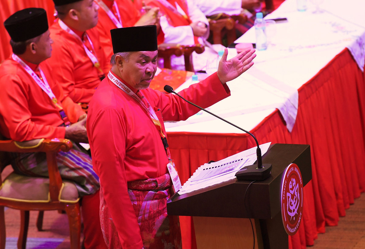 UMNO president Datuk Seri Dr Ahmad Zahid Hamidi at the 2025 Lumut UMNO Division Delegates’ meeting in Lumut, Perak today. - BERNAMA