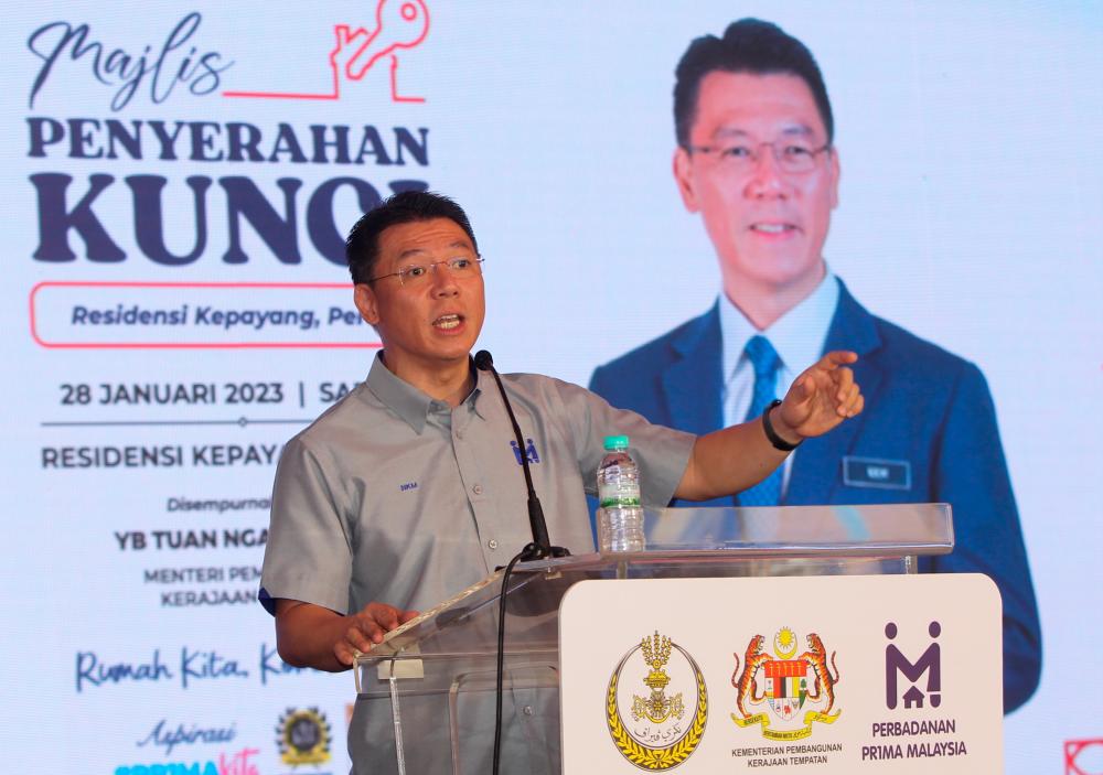 IPOH, 28 Jan -- Local Government Development Minister Nga Kor Ming spoke at the Kepayang Ipoh Residency Key Handover Ceremony today. BERNAMAPIX