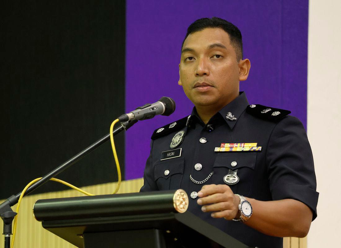 Muallim police chief Supt Mohd Hasni Mohd Nasir