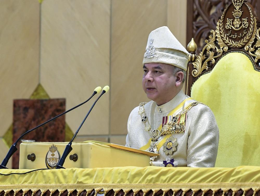 Sultan of Perak Sultan Nazrin Shah speaks during the Official Opening Ceremony of the First Meeting, Second Round of the 14th Perak Legislative Assembly in Perak Darul Ridzuan Building, on April 16, 2019. — Bernama