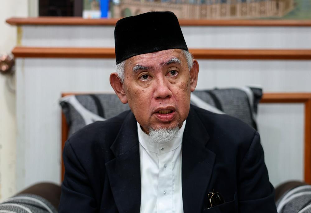 Malaysian Consultative Council of Islamic Organisation (Mapim) president, Mohd Azmi Abdul Hamid. - BERNAMApix