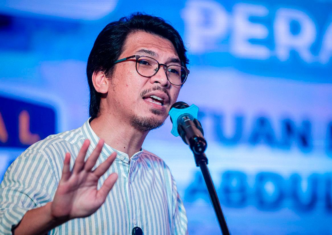 Political secretary to the Finance Minister Muhammad Kamil Abdul Munim - Photo by BERNAMA