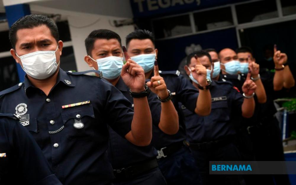 More than 10,000 police personnel in quarantine.-Bernama