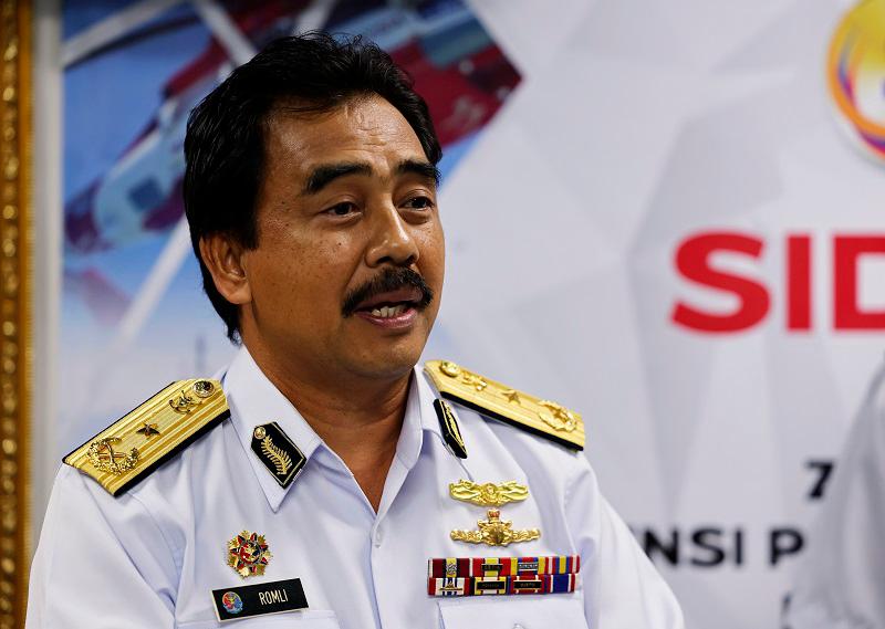 Pengarah Maritim Negeri Kedah dan Perlis, Laksamana Pertama Maritim Romli Mustafa. - fotoBERNAMA