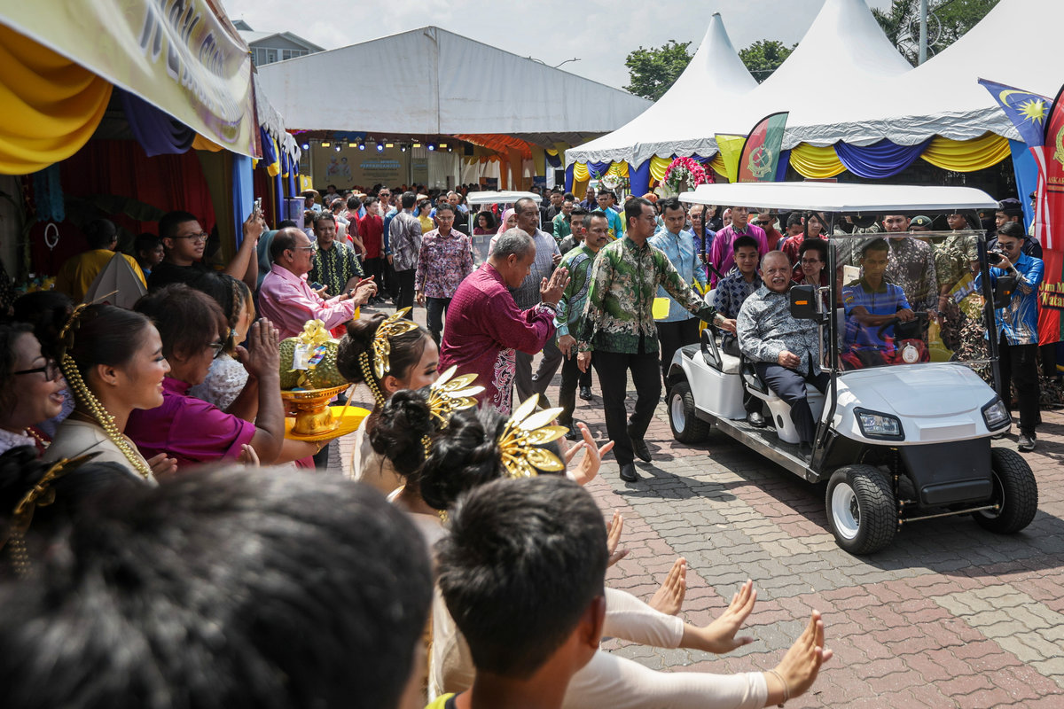 Raja of Perlis, Tuanku Syed Sirajuddin Jamalullail at the official opening of this year’s state-level Unity Week celebration here today. - BERNAMApix