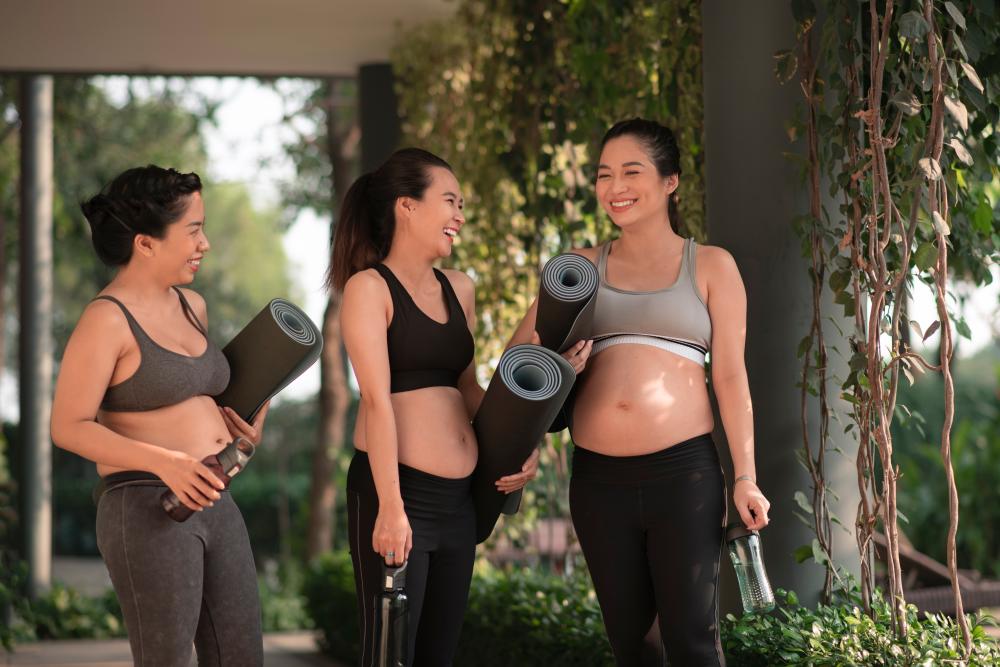 Breathing exercises improve oxygen flow, benefiting the mother and baby. $!Breathing exercises improve oxygen flow, benefiting the mother and baby.