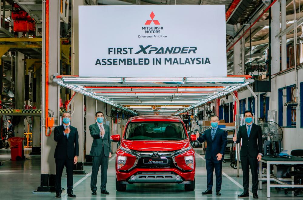 From left: CKD production division general manager Kinya Ozaki, MMC Manufacturing Malaysia CEO Yoshio Kobayashi, MMM CEO Tomoyuki Shinnishi and MMM senior vice president Hoffen Teh, during the roll-out ceremony in Pekan.
