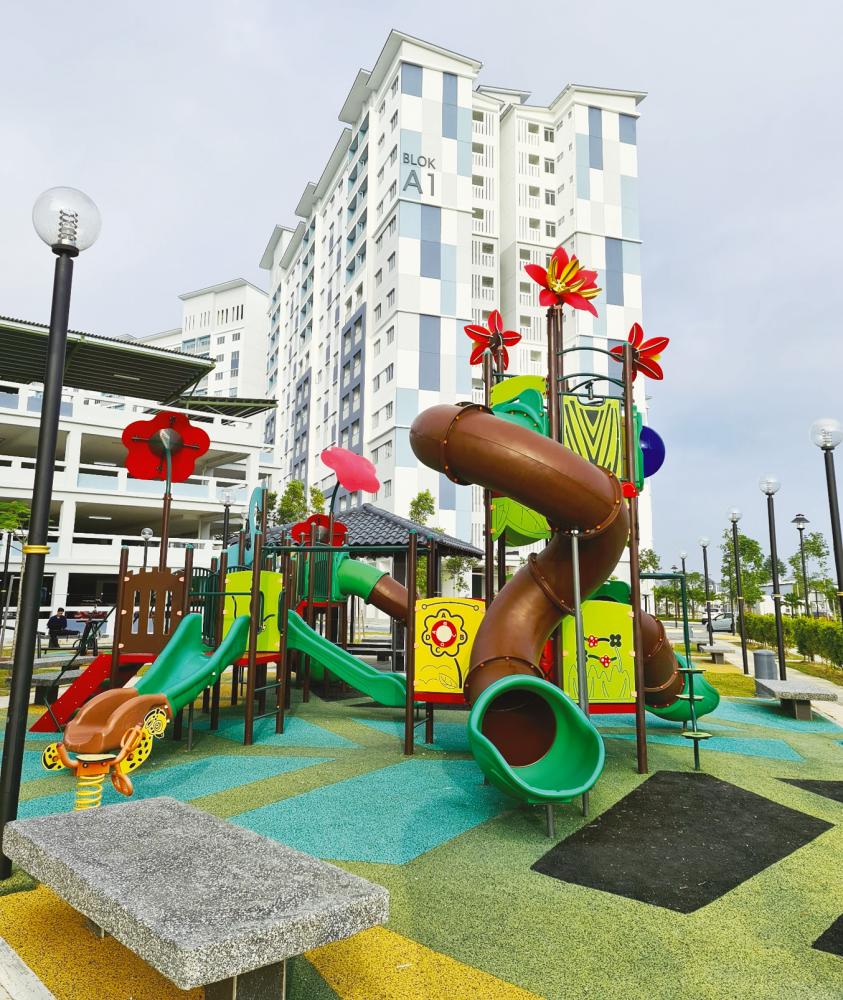 Residensi Idaman Selangorku (Type D) is equipped with facilities to improve the quality of life of its residents, including a playground.