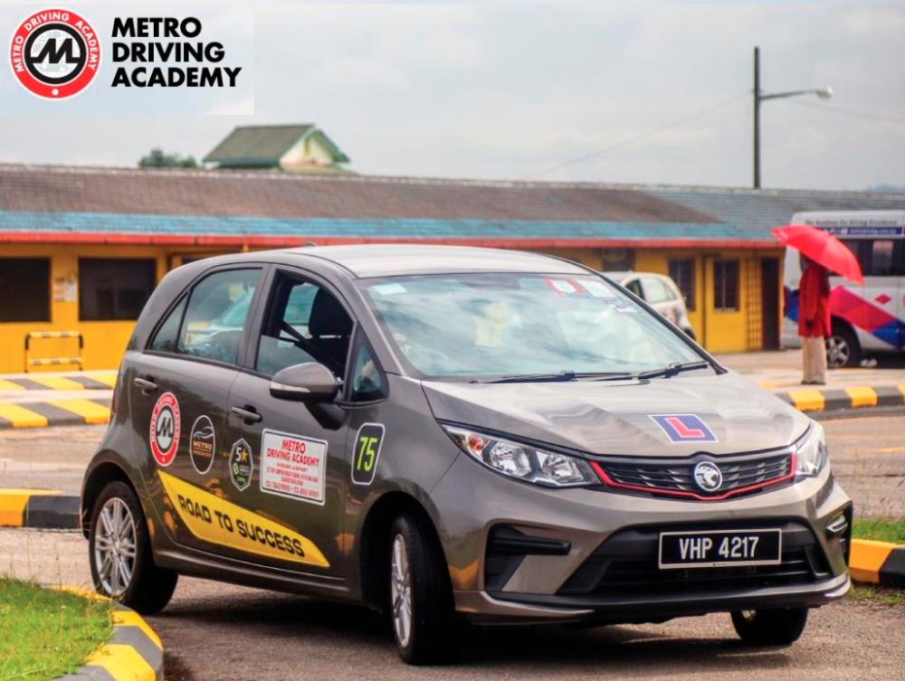 $!Metro Driving Academy Chooses Proton Iriz For Driver Training