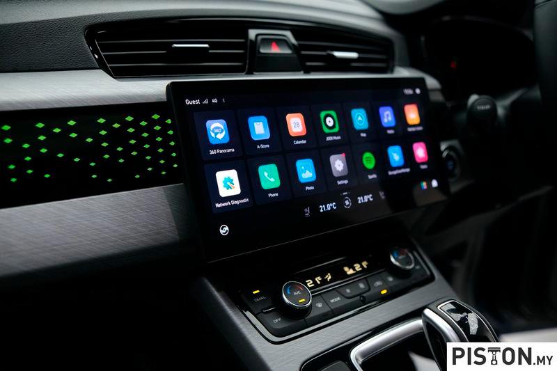 $!2025 Proton X70 Previewed – Exterior and Interior Improvements, Now With Apple CarPlay and Android Auto