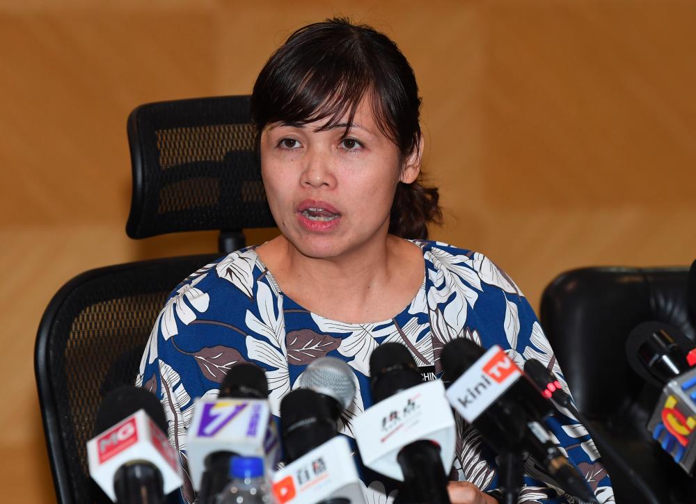 Deputy Education Minister Teo Nie Ching speaks at a press conference after meeting with 12 NGOs on the issue of khat calligraphy at the Ministry of Education on Aug 6, 2019. - Bernama