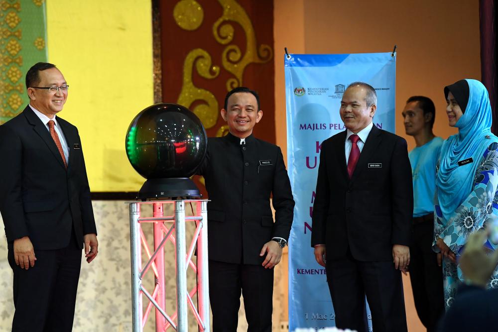 Education Minister Dr Maszlee Malik launches the Unesco Club and Model United Nation (MUN) at Sekolah Seri Puteri, on March 1, 2019. — Bernama